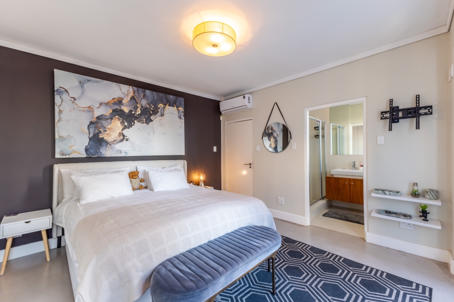 To Let 3 Bedroom Property for Rent in Sea Point Western Cape